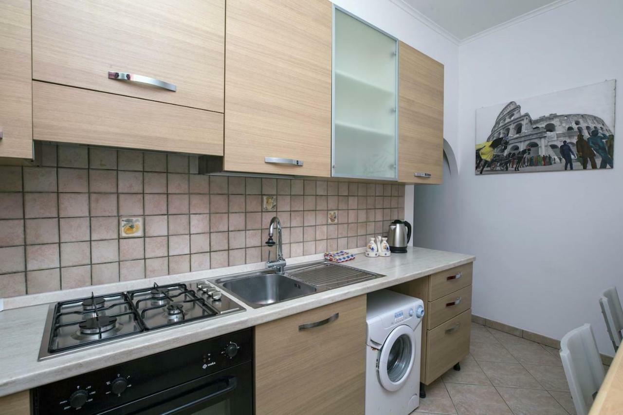 Il Cortiletto Di Via Tuscolana Apartment Rome Exterior photo